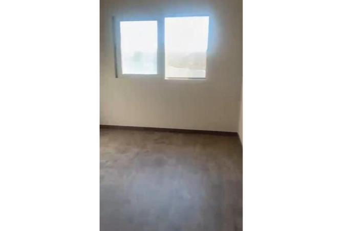 90727306 - صورة العقار 3