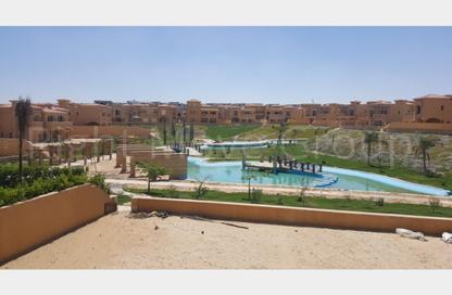 فيلا - 4 غرف نوم - 5 حمامات للبيع في رويال ميدوز - كمبوندات الشيخ زايد - الشيخ زايد - الجيزة
