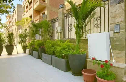 Apartment - Studio - 1 Bathroom for rent in Mostashareen - North Investors Area - New Cairo City - Cairo