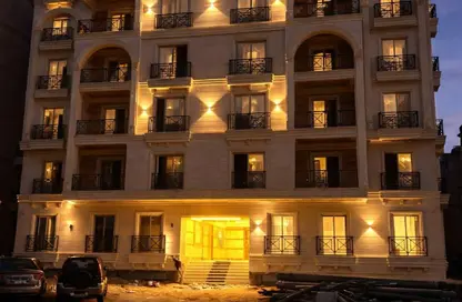 Apartment - 3 Bedrooms - 3 Bathrooms for sale in Green City - 6 October City - Giza