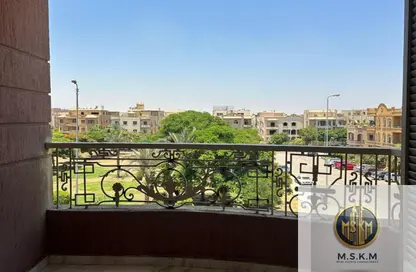 شقة - 3 غرف نوم - 2 حمامات للايجار في شارع ابراهيم المازني - البنفسج 10 - البنفسج - مدينة القاهرة الجديدة - القاهرة