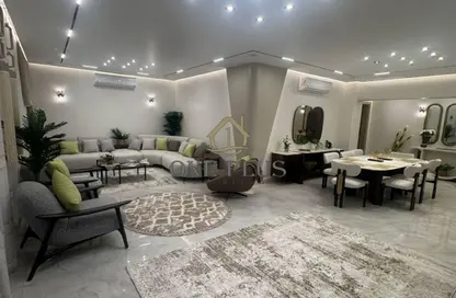 Apartment - 3 Bedrooms - 3 Bathrooms for rent in District 5 - 5th Settlement Compounds - The 5th Settlement - New Cairo City - Cairo