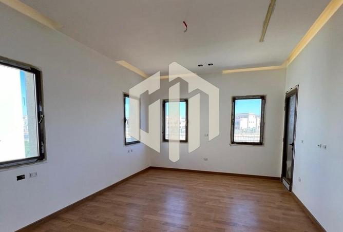 79731909 - Property Image 3