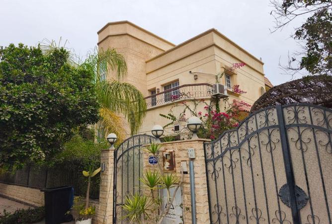 8710095 - Property Main Image