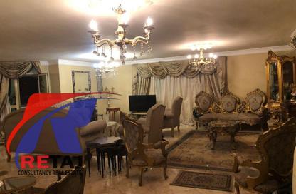 Apartment - 4 Bedrooms - 2 Bathrooms for sale in Mohamed Tawfik Diab St. - 6th Zone - Nasr City - Cairo