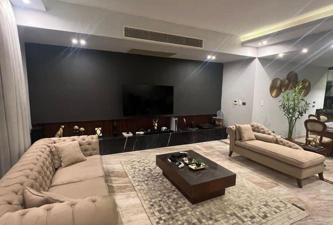 77324637 - Property Image 2