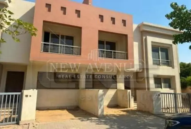 104887390 - Property Image 2