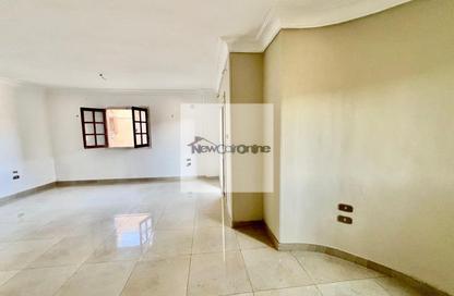 Apartment - 3 Bedrooms - 2 Bathrooms for rent in El Yasmeen 2 - El Yasmeen - New Cairo City - Cairo Apartment - 3 Bedrooms - 2 Bathrooms for rent in El Yasmeen 2 - El Yasmeen - New Cairo City - Cairo