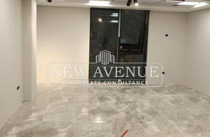 Office Space - 1 Bedroom - 1 Bathroom for rent in Hyde Park Business District Mall - South Teseen St. - The 5th Settlement - New Cairo City - Cairo
