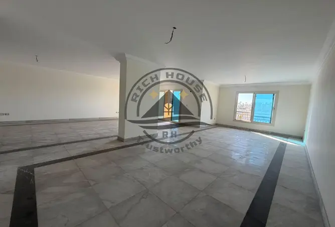 114357886 - Property Image 2