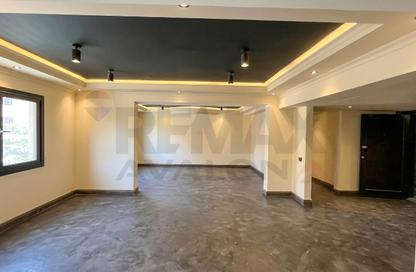 Office Space - Studio - 2 Bathrooms for rent in Kafr Abdo - Roushdy - Hay Sharq - Alexandria