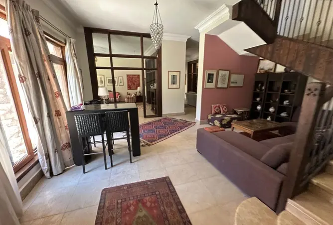 102080496 - Property Image 2