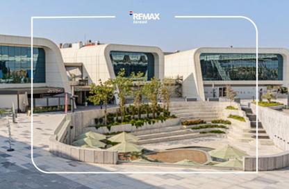 Clinic - Studio - 1 Bathroom for rent in Centrada Plaza - Juhayna Square - 6 October City - Giza