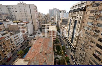 Apartment - 3 Bedrooms - 2 Bathrooms for sale in Shaarawy St. - Laurent - Hay Sharq - Alexandria