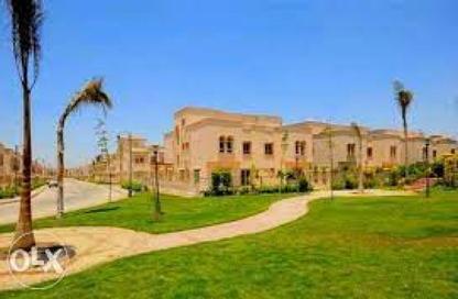 Villa - 4 Bedrooms - 4 Bathrooms for sale in Greens - 6th District - Sheikh Zayed City - Giza