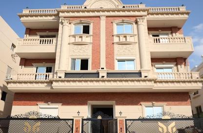 Apartment - 3 Bedrooms - 1 Bathroom for sale in Area B - Ganoob El Acadimia - New Cairo City - Cairo