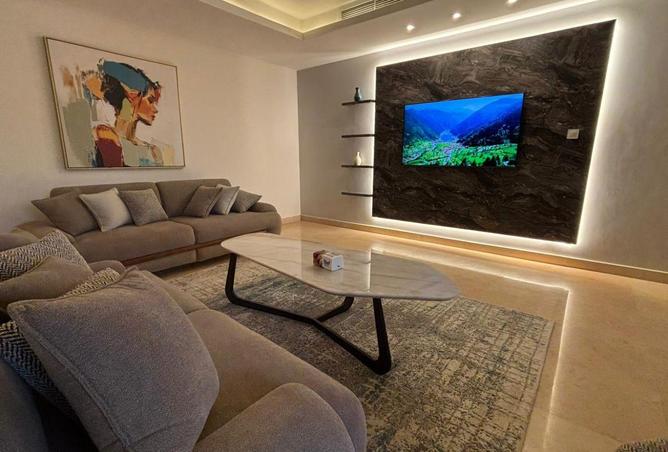 74312859 - Property Image 2