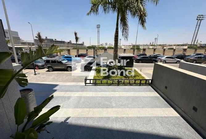 98815569 - Property Image 3