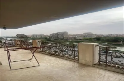 شقة - 3 غرف نوم - 2 حمامات للايجار في الملك الصالح - حي مصر القديمة - القاهرة