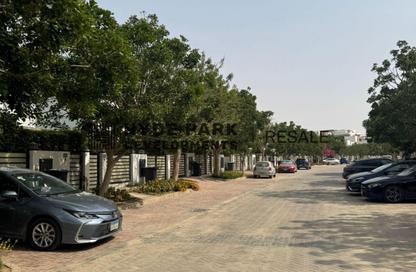Townhouse - 3 Bedrooms - 4 Bathrooms for sale in Cluster 18 - Hyde Park - New Cairo City - Cairo