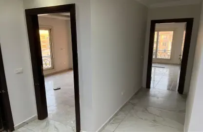 Apartment - 3 Bedrooms - 2 Bathrooms for rent in Al Khamayel city - Sheikh Zayed Compounds - Sheikh Zayed City - Giza