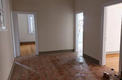 شقة - 4 غرف نوم - 2 حمامات للايجار في روكسي - مصر الجديدة - القاهرة