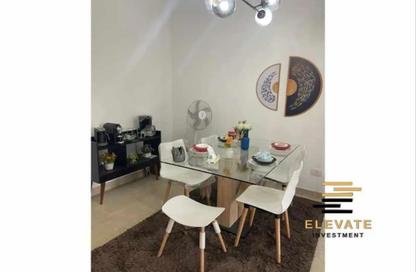 Apartment - 3 Bedrooms - 2 Bathrooms for rent in Moon Residences - Fifth Square - The 5th Settlement - New Cairo City - Cairo