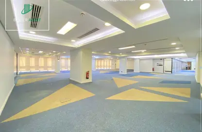 Office Space - 5 Bedrooms - 3 Bathrooms for rent in Cornish El Nile St. - Maadi - Hay El Maadi - Cairo