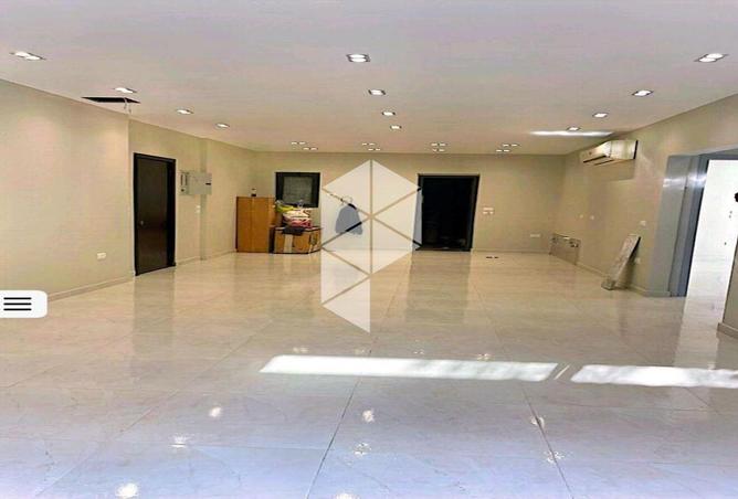 83133789 - Property Main Image