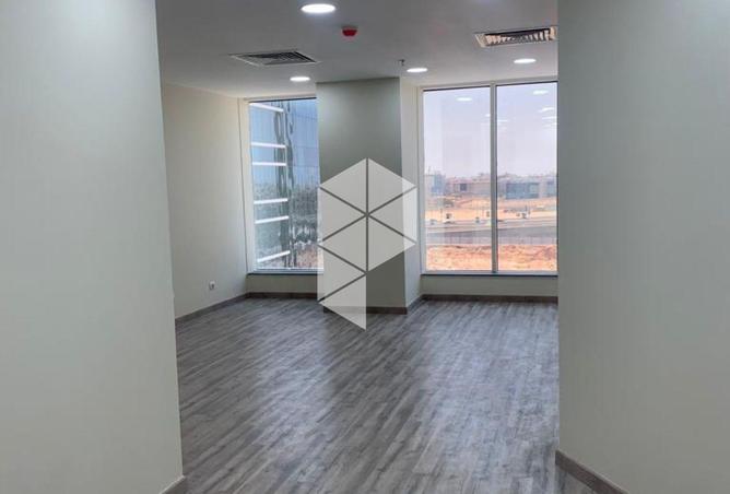 102355146 - Property Main Image