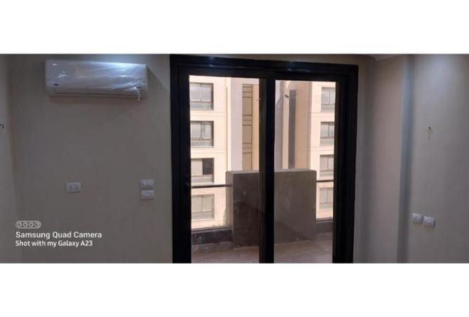 70627293 - Property Image 2