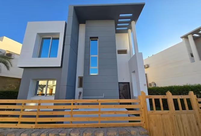 104049915 - Property Image 2