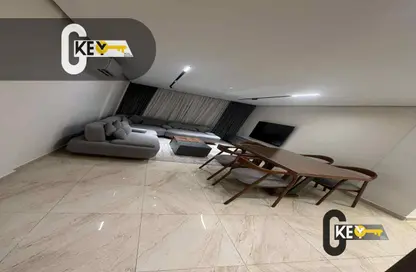 شقة - 3 غرف نوم - 2 حمامات للايجار في شارع طلعت مصطفي - الرحاب المرحلة الثانية - الرحاب - مدينة القاهرة الجديدة - القاهرة