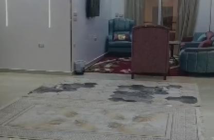 Apartment - 3 Bedrooms - 1 Bathroom for rent in Cornish Al Nile St. - Hay Torah - Cairo