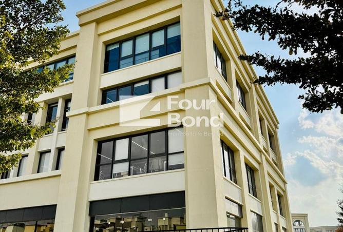 97725677 - Property Image 2