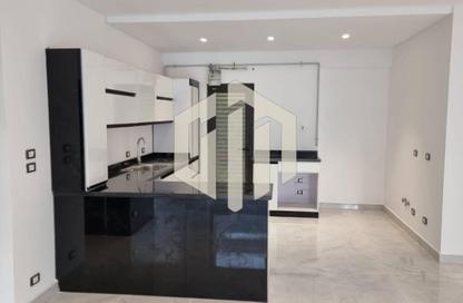 Apartment - 2 Bedrooms - 2 Bathrooms for rent in Lake View Residence - 5th Settlement Compounds - The 5th Settlement - New Cairo City - Cairo Apartment - 2 Bedrooms - 2 Bathrooms for rent in Lake View Residence - 5th Settlement Compounds - The 5th Settlement - New Cairo City - Cairo