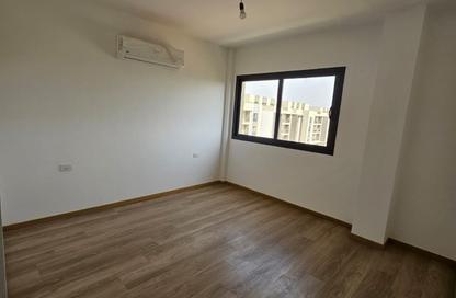 (بنتهاوس  (روف - 2 غرف نوم - 3 حمامات للبيع في مون ريزيدنس - فيفث سكوير - التجمع الخامس - مدينة القاهرة الجديدة - القاهرة