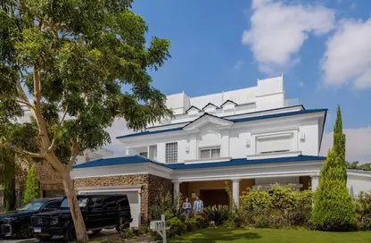 Villa - 5 Bedrooms - 5 Bathrooms for sale in Mountain View 1 - 5th Settlement Compounds - The 5th Settlement - New Cairo City - Cairo