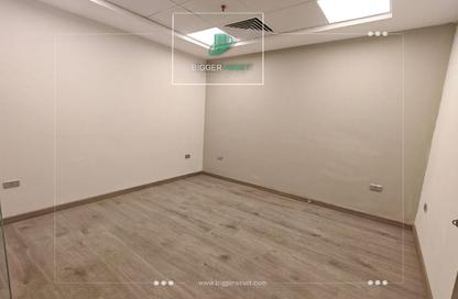 Office Space - Studio - 2 for rent in South Gate Mall - South Teseen St. - The 5th Settlement - New Cairo City - Cairo