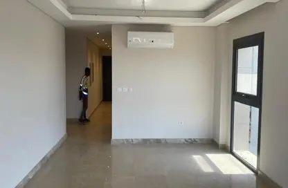 Apartment - 3 Bedrooms - 3 Bathrooms for sale in Zed Towers - Sheikh Zayed Compounds - Sheikh Zayed City - Giza