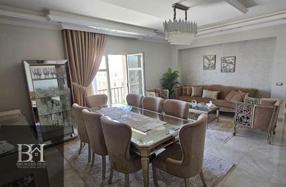Apartment - 2 Bedrooms - 2 Bathrooms for sale in Hyde Park - New Cairo City - Cairo