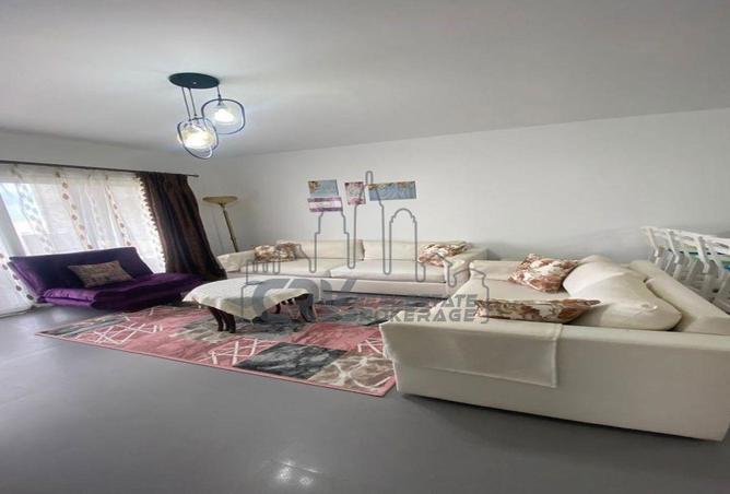 72710564 - Property Image 3