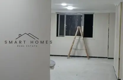 شقة - 3 غرف نوم - 2 حمامات للايجار في الحي السادس عشر - الشيخ زايد - الجيزة