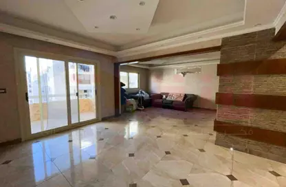 Apartment - 2 Bedrooms - 1 Bathroom for rent in Smouha - Hay Sharq - Alexandria