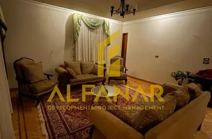 شقة - 3 غرف نوم - 2 حمامات للايجار في شارع الجزيرة - المستثمرين الجنوبية - مدينة القاهرة الجديدة - القاهرة