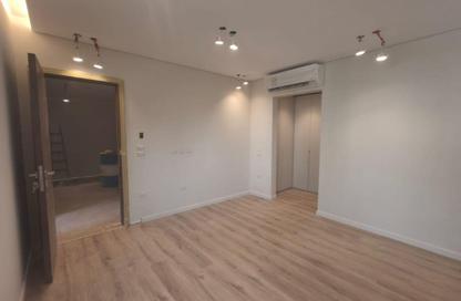 Duplex - 3 Bedrooms - 2 Bathrooms for rent in Hyde Park - New Cairo City - Cairo