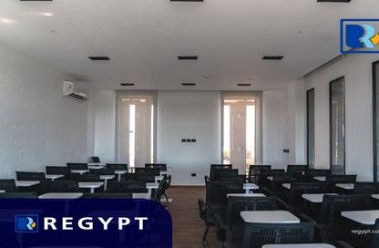 مكتب عمل جماعي - استوديو - 1 حمام للايجار في أشجار ريزيدنس - حي الاشجار - طريق الواحات - مدينة 6 أكتوبر - الجيزة