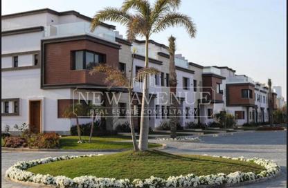 Townhouse - 4 Bedrooms - 5 Bathrooms for sale in Azzar - 5th Settlement Compounds - The 5th Settlement - New Cairo City - Cairo