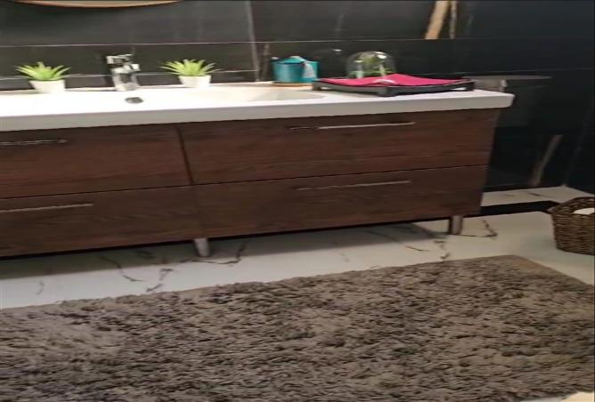 76786217 - Property Image 2