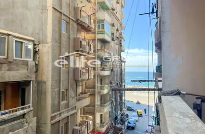 شقة - 2 غرف نوم - 2 حمامات للبيع في ميامي - حي اول المنتزة - الاسكندرية